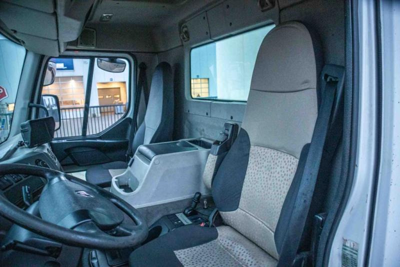 Camion furgon Renault PREMIUM 380 DXI-6x2: Foto 5 Camion furgon Renault PREMIUM 380 DXI-6x2: Foto 5