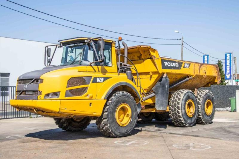 Volvo DUMPER A25F - Camion minier: Foto 1 Volvo DUMPER A25F - Camion minier: Foto 1