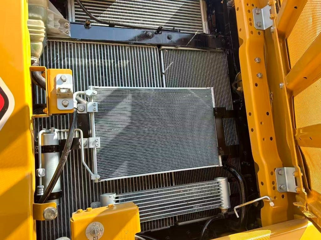 CAT 320 GC - Excavator pe şenile: Foto 5 CAT 320 GC - Excavator pe şenile: Foto 5