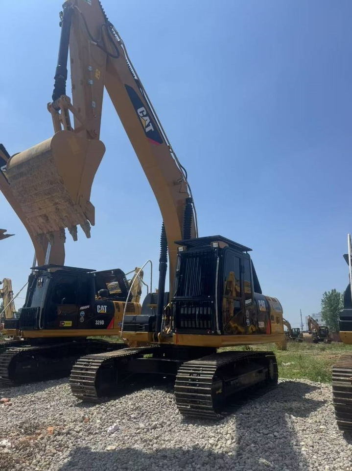 CAT 320D2 - Excavator pe şenile: Foto 2 CAT 320D2 - Excavator pe şenile: Foto 2