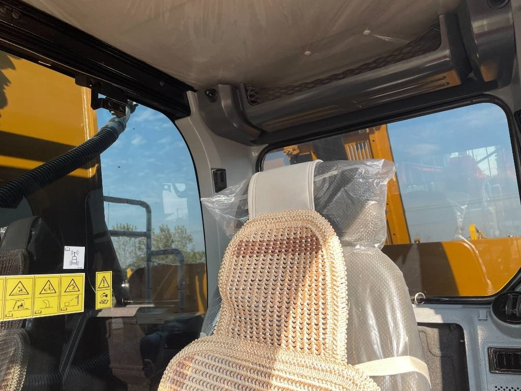 CAT 336GC - Excavator pe şenile: Foto 5 CAT 336GC - Excavator pe şenile: Foto 5