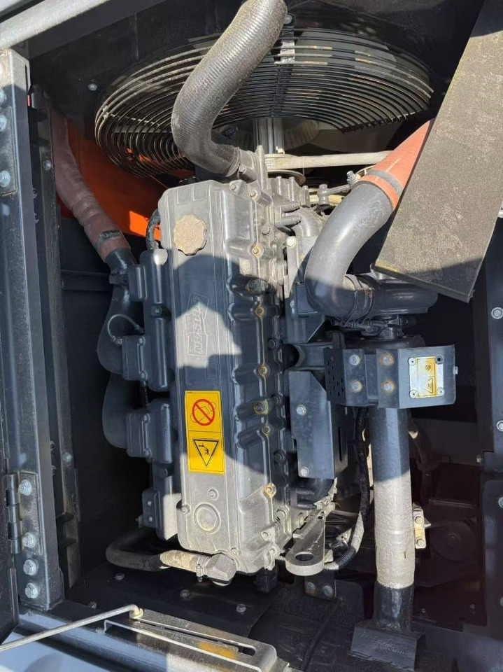 Excavator pe şenile nou Doosan DX 340: Foto 6 Excavator pe şenile nou Doosan DX 340: Foto 6