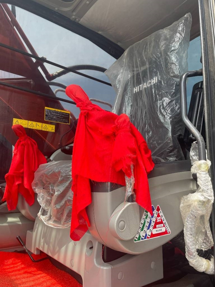 Hitachi ZX 200 - Excavator pe şenile: Foto 5 Hitachi ZX 200 - Excavator pe şenile: Foto 5