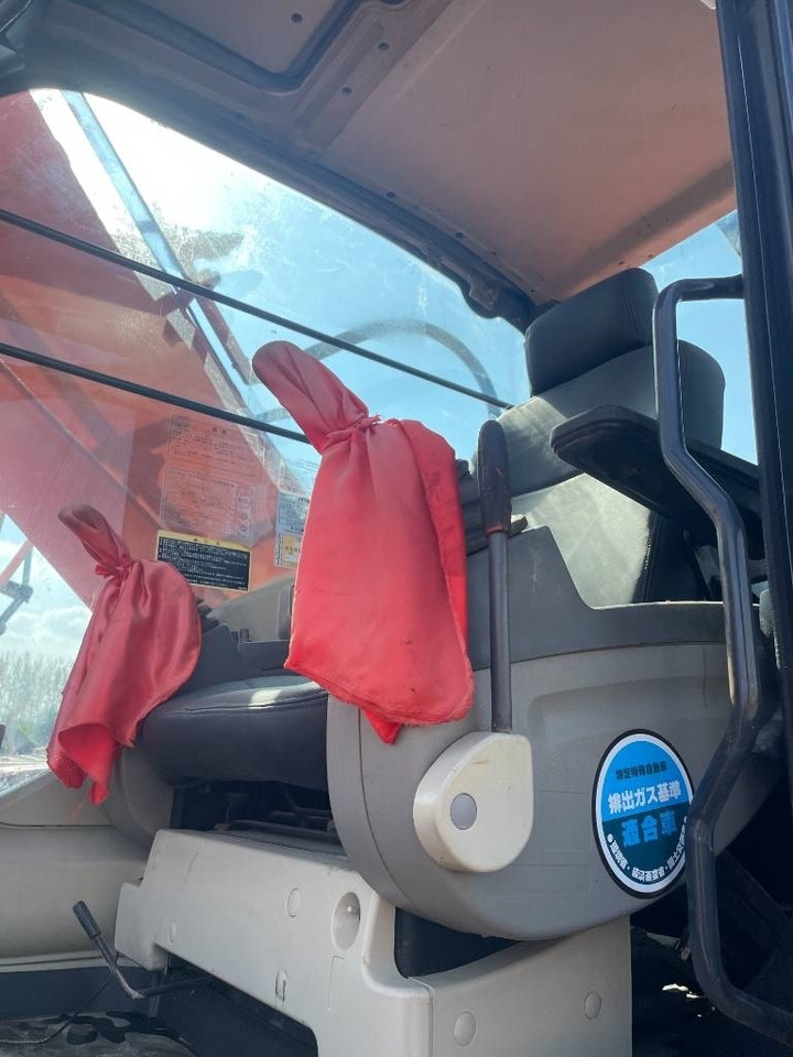 Hitachi ZX 240 - Excavator pe şenile: Foto 2 Hitachi ZX 240 - Excavator pe şenile: Foto 2