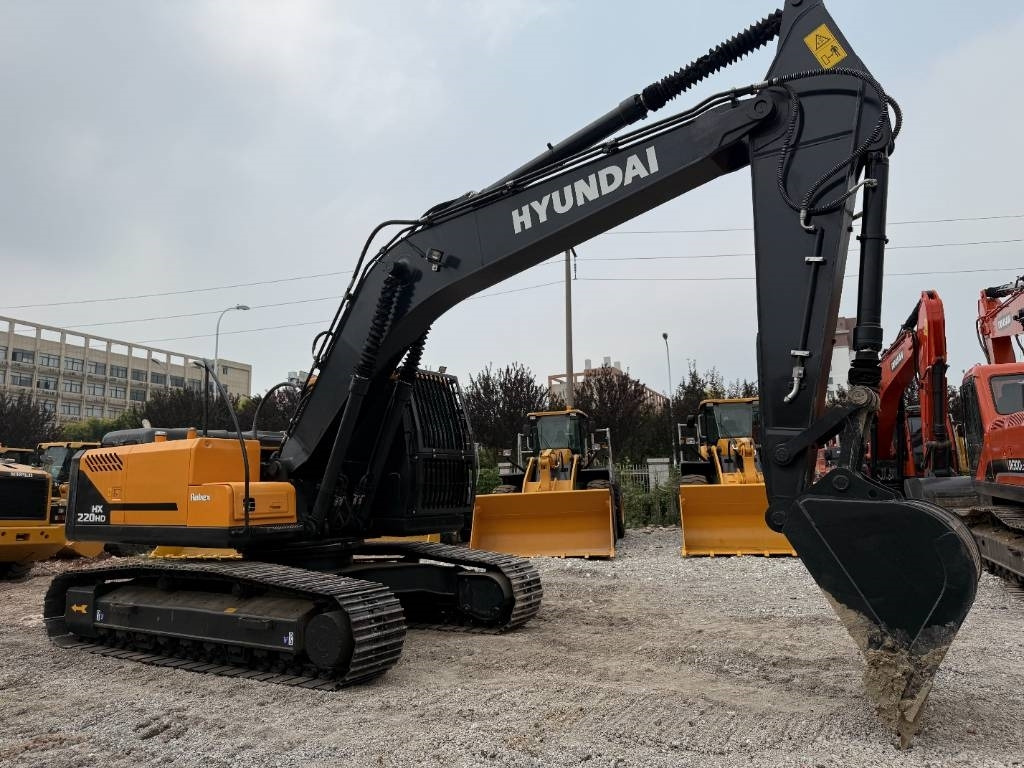 Hyundai HX 220 - Excavator pe şenile: Foto 5 Hyundai HX 220 - Excavator pe şenile: Foto 5