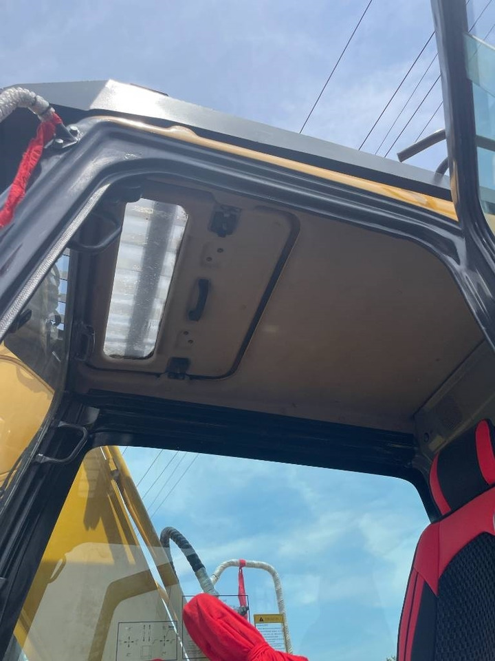 Komatsu PC 130 - Excavator pe şenile: Foto 5 Komatsu PC 130 - Excavator pe şenile: Foto 5