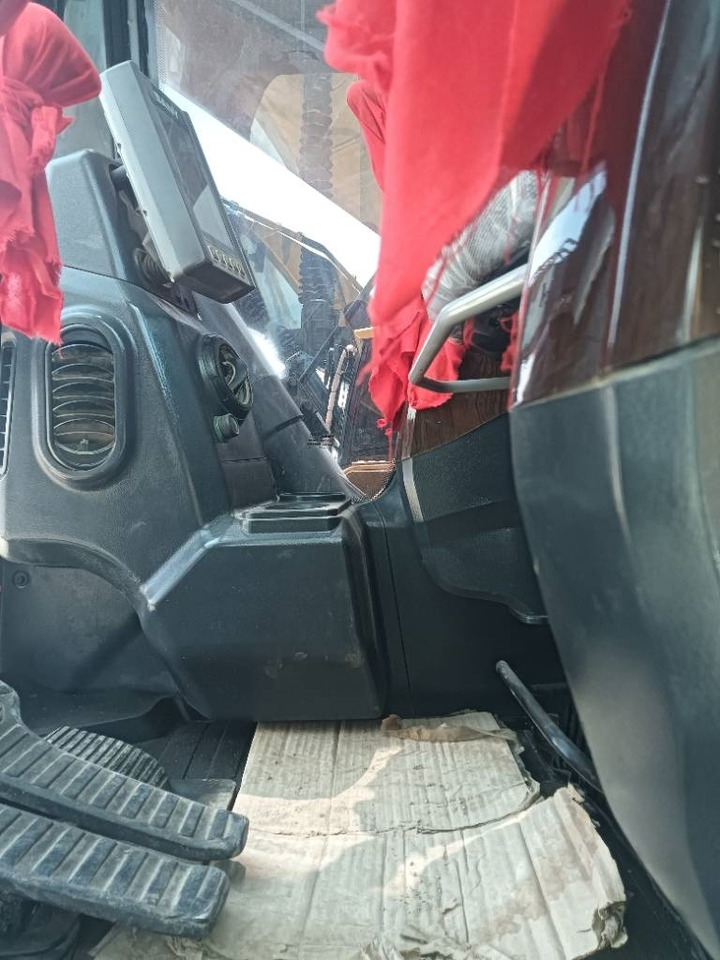 Sany 485h - Excavator pe şenile: Foto 4 Sany 485h - Excavator pe şenile: Foto 4