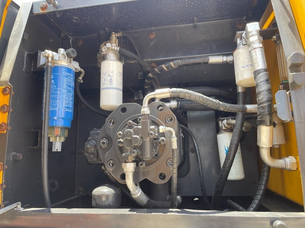 Volvo EC 290 - Excavator pe şenile: Foto 3 Volvo EC 290 - Excavator pe şenile: Foto 3