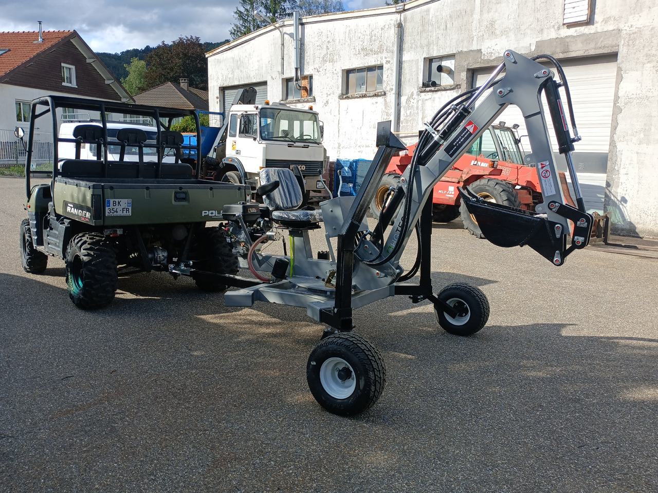 HG TECH Mini Pelle Araignée - Excavator păianjen: Foto 3 HG TECH Mini Pelle Araignée - Excavator păianjen: Foto 3