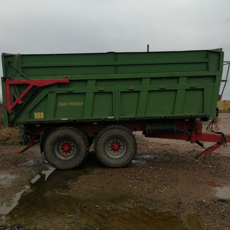 Pronar T, Traktorový náves, 669/1 - Remorcă autobasculantă agricolă: Foto 2 Pronar T, Traktorový náves, 669/1 - Remorcă autobasculantă agricolă: Foto 2