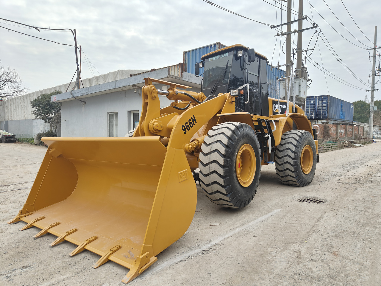 CATERPILLAR 966H loader - Încărcător frontal pe pneuri: Foto 3 CATERPILLAR 966H loader - Încărcător frontal pe pneuri: Foto 3