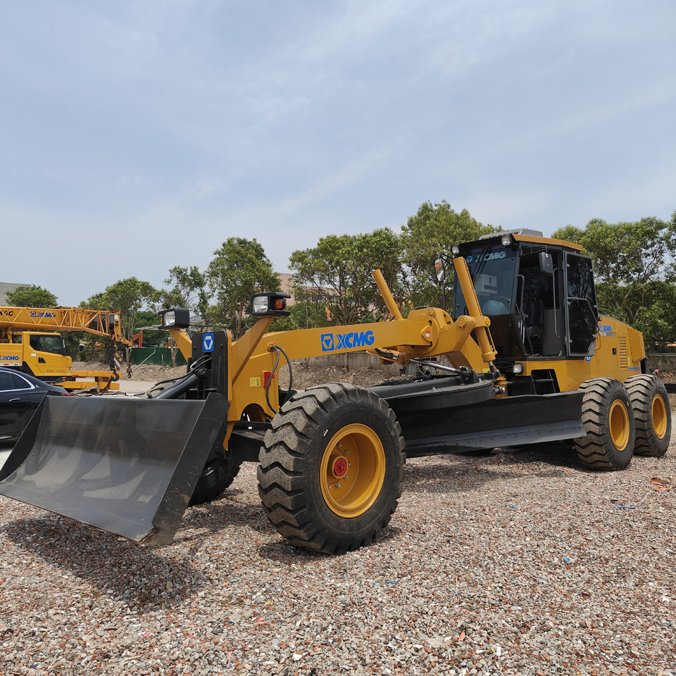 XCMG GR215 GR2153 Motor Grader with Blade - Autogreder: Foto 2 XCMG GR215 GR2153 Motor Grader with Blade - Autogreder: Foto 2