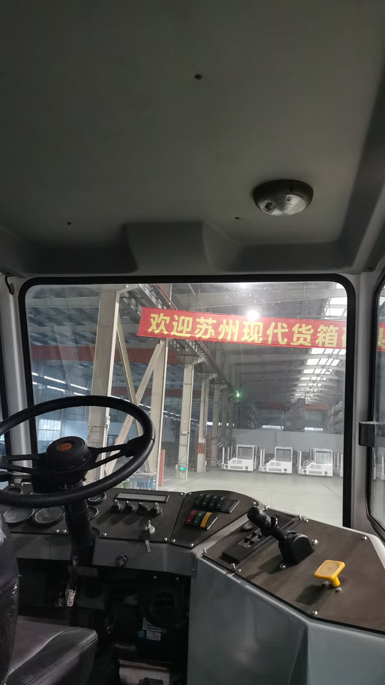 JSIE JSIE175 - Cap tractor: Foto 1 JSIE JSIE175 - Cap tractor: Foto 1