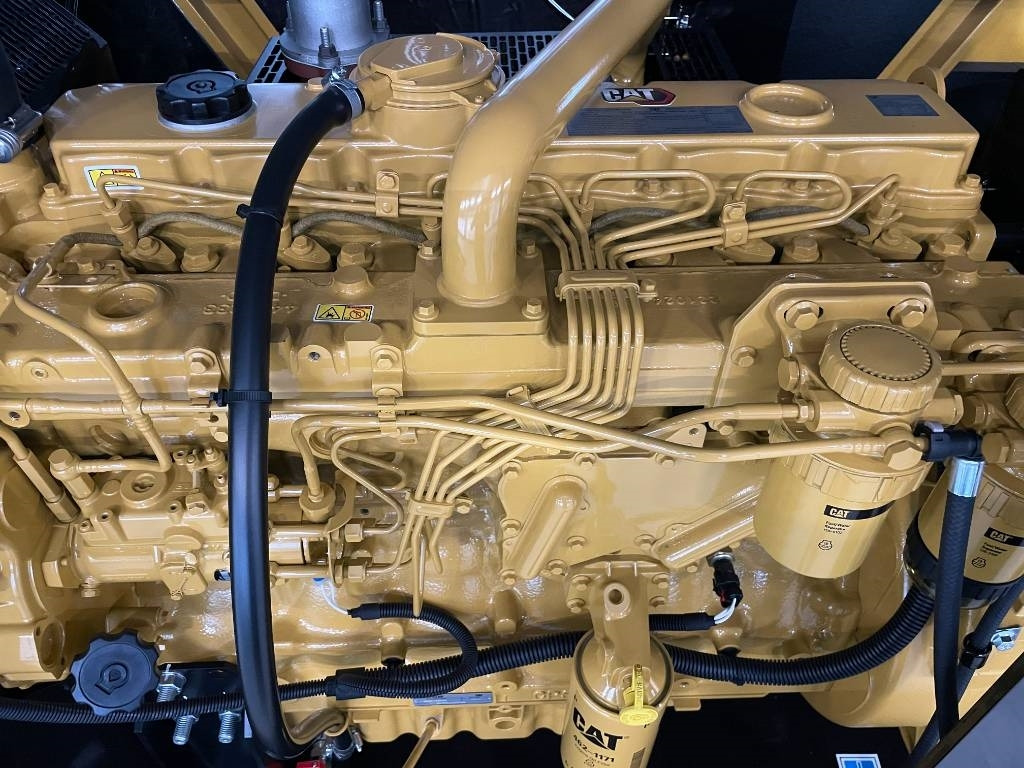 Generator electric nou CAT DE150E0 - 150 kVA Generator - DPX-18016.1: Foto 16 Generator electric nou CAT DE150E0 - 150 kVA Generator - DPX-18016.1: Foto 16