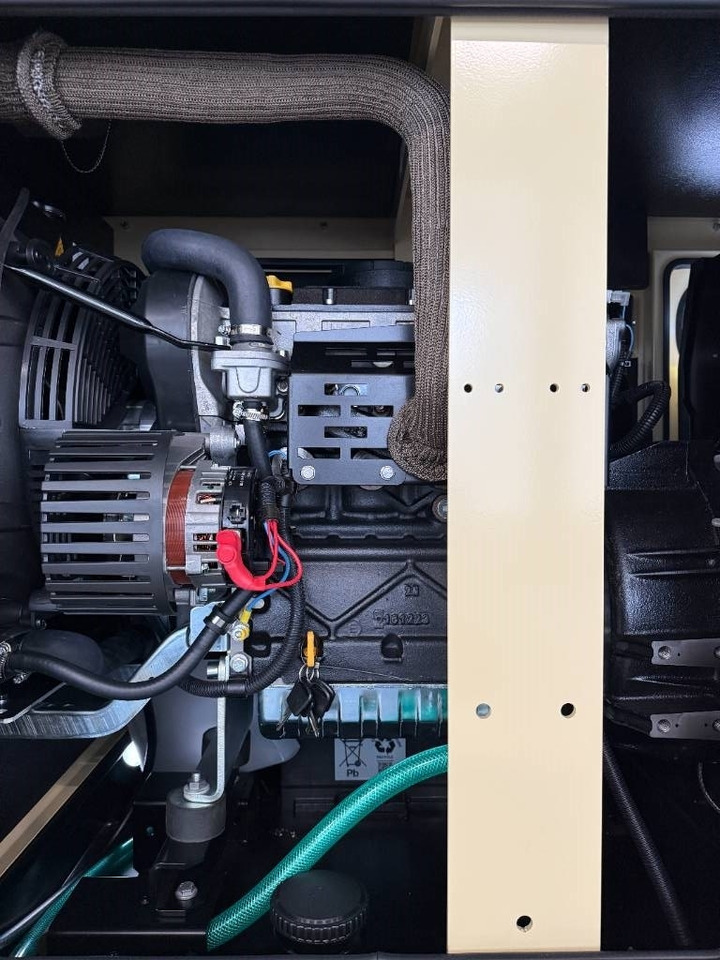 Generator electric nou Sdmo K12 - 12 kVA Generator - DPX-17001: Foto 11 Generator electric nou Sdmo K12 - 12 kVA Generator - DPX-17001: Foto 11