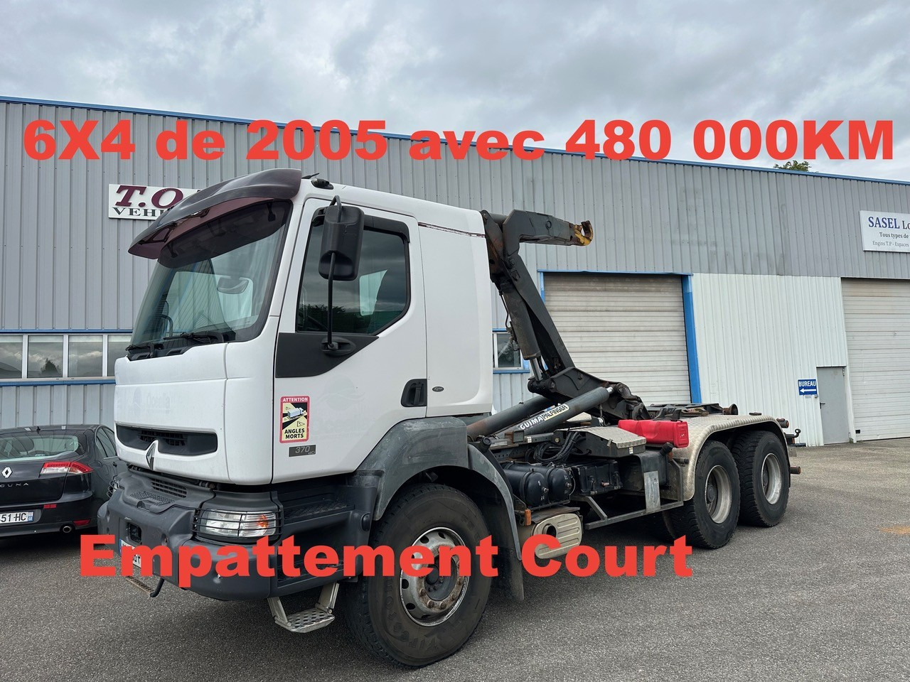 RENAULT KERAX 370 DCI - Camion cu cârlig: Foto 1 RENAULT KERAX 370 DCI - Camion cu cârlig: Foto 1