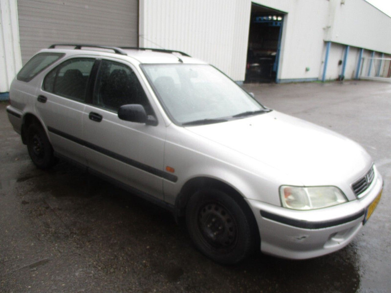 Honda Civic 1.6i LS AERODECK , Airco, Export - Mașină break: Foto 4 Honda Civic 1.6i LS AERODECK , Airco, Export - Mașină break: Foto 4