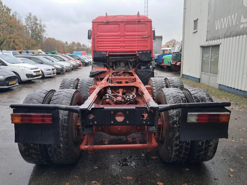 Camion şasiu MAN 26-422 , 6x4 , Spring Suspension , ZF Manual Gearbox, Intarder: Foto 7 Camion şasiu MAN 26-422 , 6x4 , Spring Suspension , ZF Manual Gearbox, Intarder: Foto 7