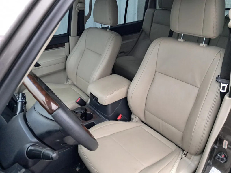 Automobil Mitsubishi Pajero GLS 3.5 - V6 , 4x4 , 7 Pers. , Full option: Foto 14 Automobil Mitsubishi Pajero GLS 3.5 - V6 , 4x4 , 7 Pers. , Full option: Foto 14