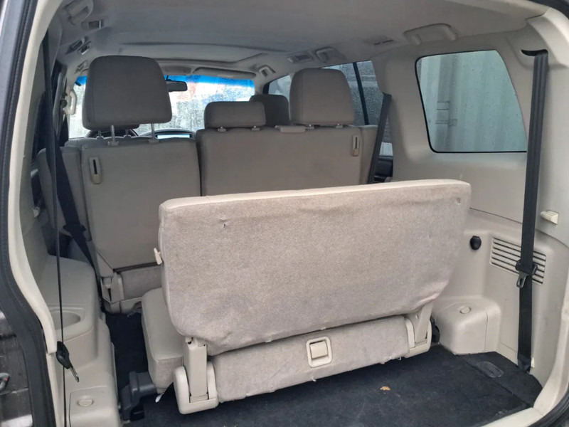 Automobil Mitsubishi Pajero GLS 3.5 - V6 , 4x4 , 7 Pers. , Full option: Foto 17 Automobil Mitsubishi Pajero GLS 3.5 - V6 , 4x4 , 7 Pers. , Full option: Foto 17