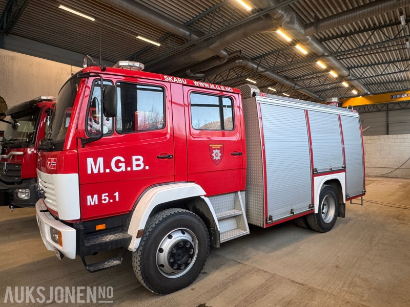 1997 Mercedes-Benz 1124 Af/36 4X4 brannbil registrert som motorredskap med kun 29540 km - Autospeciala de stins incendii: Foto 1 1997 Mercedes-Benz 1124 Af/36 4X4 brannbil registrert som motorredskap med kun 29540 km - Autospeciala de stins incendii: Foto 1