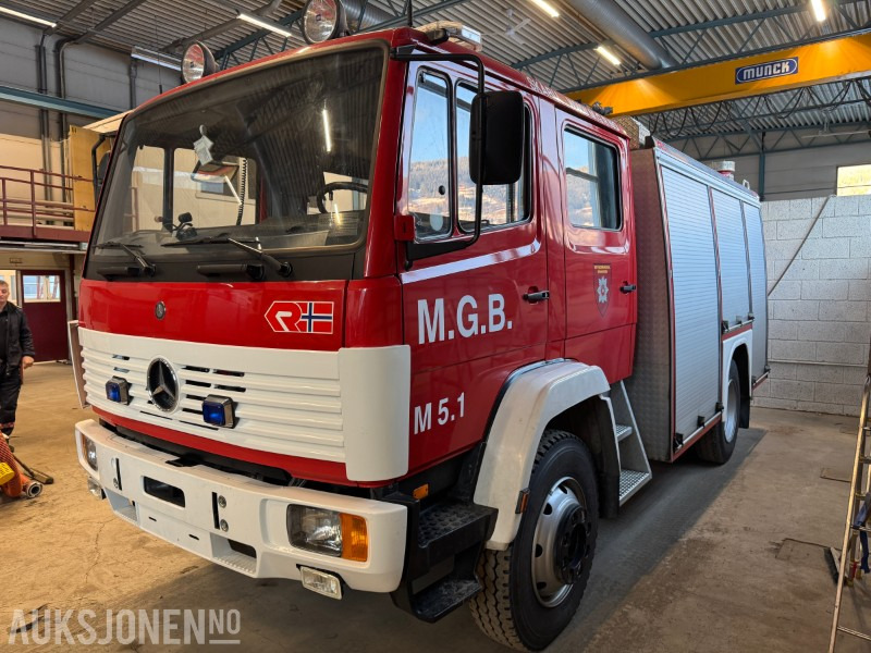 1997 Mercedes-Benz 1124 Af/36 4X4 brannbil registrert som motorredskap med kun 29540 km - Autospeciala de stins incendii: Foto 3 1997 Mercedes-Benz 1124 Af/36 4X4 brannbil registrert som motorredskap med kun 29540 km - Autospeciala de stins incendii: Foto 3