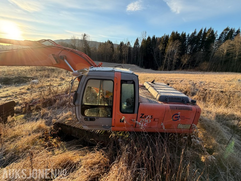 2004 Hitachi ZX210 LC beltegraver - REP.objekt - Excavator: Foto 3 2004 Hitachi ZX210 LC beltegraver - REP.objekt - Excavator: Foto 3