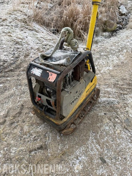 2004 Wacker Neuson DPU5045H - Cilindru compactor: Foto 5 2004 Wacker Neuson DPU5045H - Cilindru compactor: Foto 5