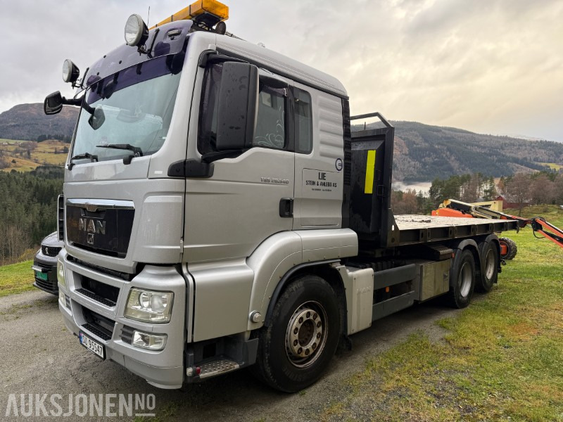 2010 MAN TGS 28.540 krokbil / krokløftbil - maskinflak + krokkasse - Camion cu cârlig: Foto 1 2010 MAN TGS 28.540 krokbil / krokløftbil - maskinflak + krokkasse - Camion cu cârlig: Foto 1