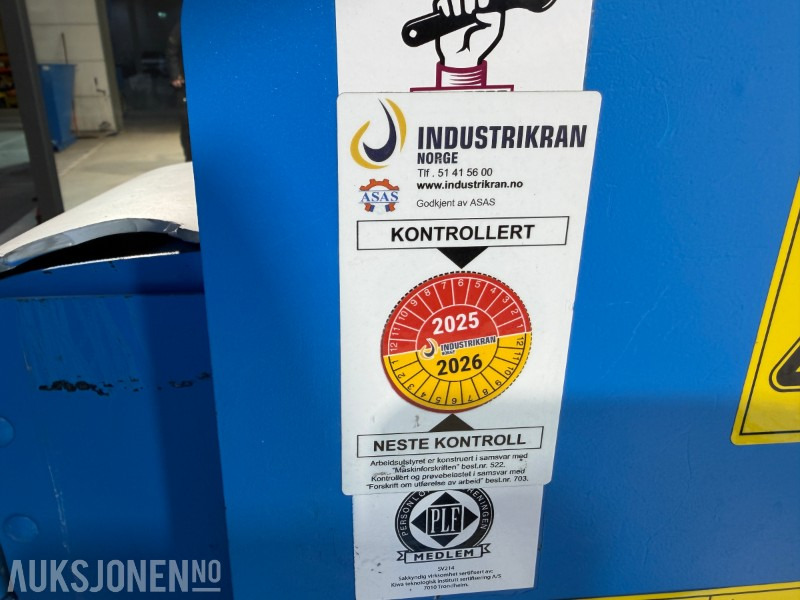 Autopropulsată platformă 2011 GRC 12 - 5,5m mastelift: Foto 6 Autopropulsată platformă 2011 GRC 12 - 5,5m mastelift: Foto 6