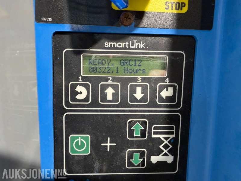 Autopropulsată platformă 2011 GRC 12 - 5,5m mastelift: Foto 15 Autopropulsată platformă 2011 GRC 12 - 5,5m mastelift: Foto 15