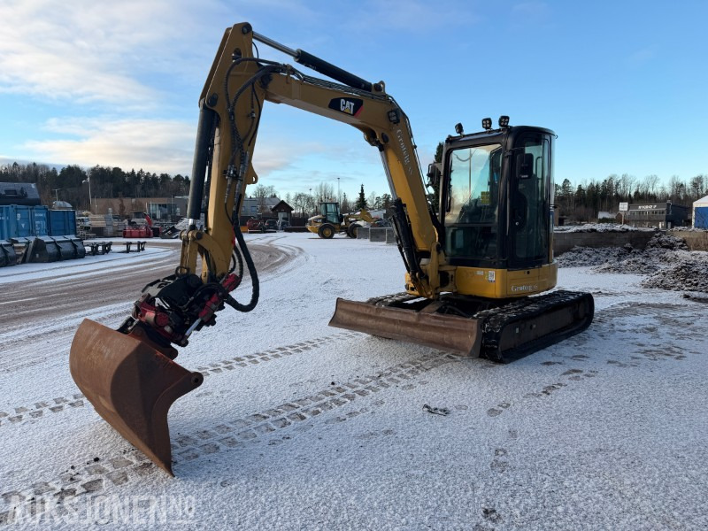 2012 Cat 305.5E Beltagraver med RT20 Rototilt og SMP Pusseskuff - Excavator: Foto 1 2012 Cat 305.5E Beltagraver med RT20 Rototilt og SMP Pusseskuff - Excavator: Foto 1