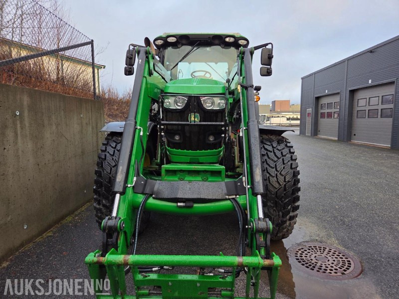 2013 John Deere 6210 R 4x4 traktor med laster - Tractor agricol: Foto 3 2013 John Deere 6210 R 4x4 traktor med laster - Tractor agricol: Foto 3