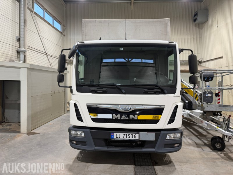 2015 MAN TGL 8.180 - Hengerfeste - Aircondition - 87.946 km - Bakløft - Camion furgon: Foto 2 2015 MAN TGL 8.180 - Hengerfeste - Aircondition - 87.946 km - Bakløft - Camion furgon: Foto 2