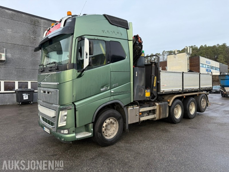 2015 Volvo FH16 750 8x4 / EURO 6 / Palfinger PK27002 SH Kran / Tipp / Fullutstyrt - Camion cu macara: Foto 2 2015 Volvo FH16 750 8x4 / EURO 6 / Palfinger PK27002 SH Kran / Tipp / Fullutstyrt - Camion cu macara: Foto 2