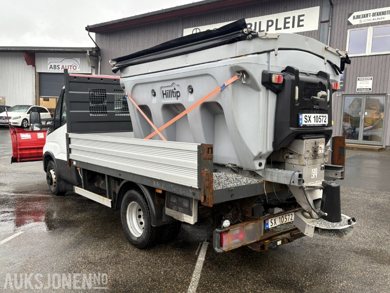 2019 Iveco Daily planbil m/ Hilltip IceStriker og Western Wide-Out brøyteplog - EU godkjent til 04.11.2026 - Camion platformă: Foto 4 2019 Iveco Daily planbil m/ Hilltip IceStriker og Western Wide-Out brøyteplog - EU godkjent til 04.11.2026 - Camion platformă: Foto 4