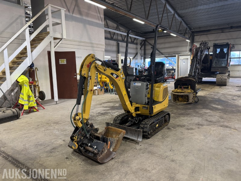 2020 Cat 300.9D minigraver - Svingbar bom - 3 skuffer - Mini excavator: Foto 2 2020 Cat 300.9D minigraver - Svingbar bom - 3 skuffer - Mini excavator: Foto 2