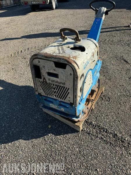 2020 Weber CR7 Vibroplate 475kg - Cilindru compactor: Foto 1 2020 Weber CR7 Vibroplate 475kg - Cilindru compactor: Foto 1