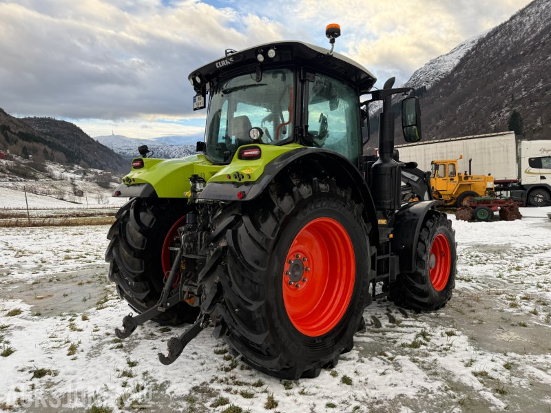 2023 Claas Arion 550, kun 759 timar - Quicke frontlaster (med vekt) - Tractor agricol: Foto 5 2023 Claas Arion 550, kun 759 timar - Quicke frontlaster (med vekt) - Tractor agricol: Foto 5
