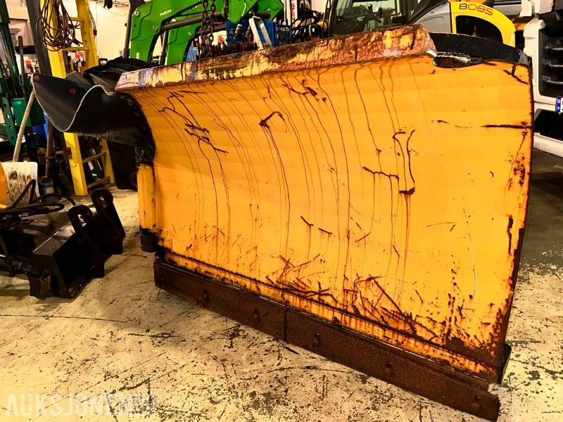 2004 Tellefsdal 3300 HL V90 snøplog – Volvo BM-feste - Ataşament pentru Utilaje constructii: Foto 2 2004 Tellefsdal 3300 HL V90 snøplog – Volvo BM-feste - Ataşament pentru Utilaje constructii: Foto 2