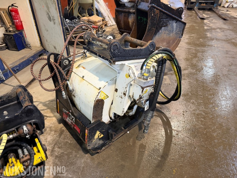 2010 Simex PLB 600 Asfaltfres – S60 - Både betong og afalttrommel montert - Ataşament pentru Utilaje constructii: Foto 2 2010 Simex PLB 600 Asfaltfres – S60 - Både betong og afalttrommel montert - Ataşament pentru Utilaje constructii: Foto 2