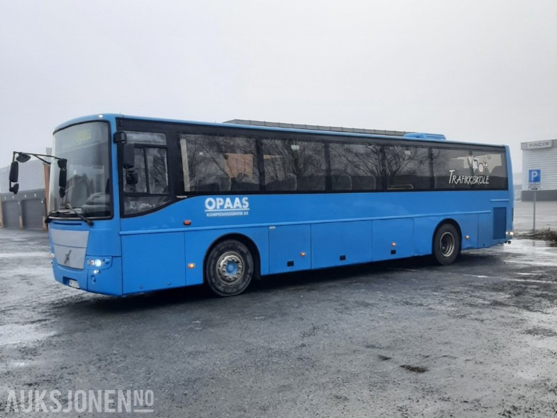 2005 Volvo B-7 R 8700 INTERCITY Buss - Autobuz: Foto 1 2005 Volvo B-7 R 8700 INTERCITY Buss - Autobuz: Foto 1