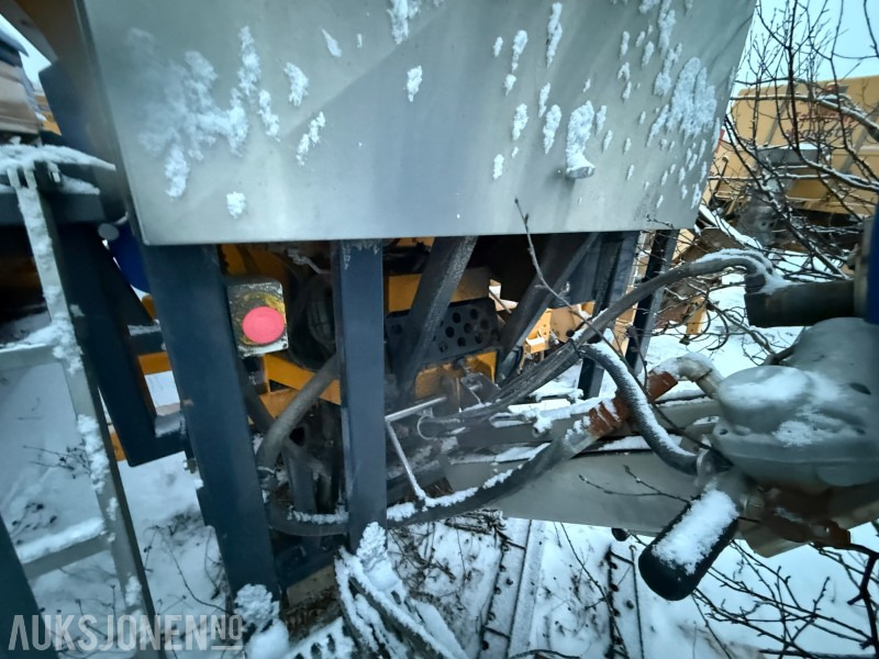 2018 Schmidt Stratos B120-42 VCLN-490 Lava spreder på krokramme. - Camion: Foto 4 2018 Schmidt Stratos B120-42 VCLN-490 Lava spreder på krokramme. - Camion: Foto 4