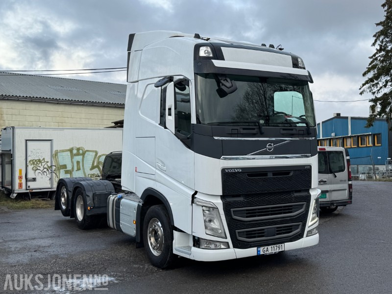 2018 Volvo FH460 LNG TREKKVOGN 6X2 EURO 6 ADAPTIV CRUISE HELLUFT I-SHIFT KAMERA - Cap tractor: Foto 3 2018 Volvo FH460 LNG TREKKVOGN 6X2 EURO 6 ADAPTIV CRUISE HELLUFT I-SHIFT KAMERA - Cap tractor: Foto 3