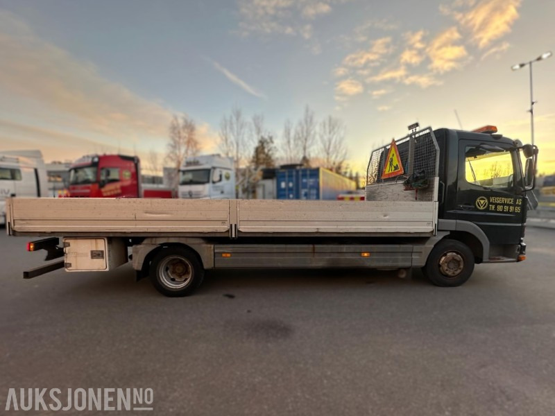 Mercedes-Benz Atego 818/42 – 2005-modell – 7,5 tonn planbil – Kjørbar, men EU utløpt - Camion platformă: Foto 4 Mercedes-Benz Atego 818/42 – 2005-modell – 7,5 tonn planbil – Kjørbar, men EU utløpt - Camion platformă: Foto 4