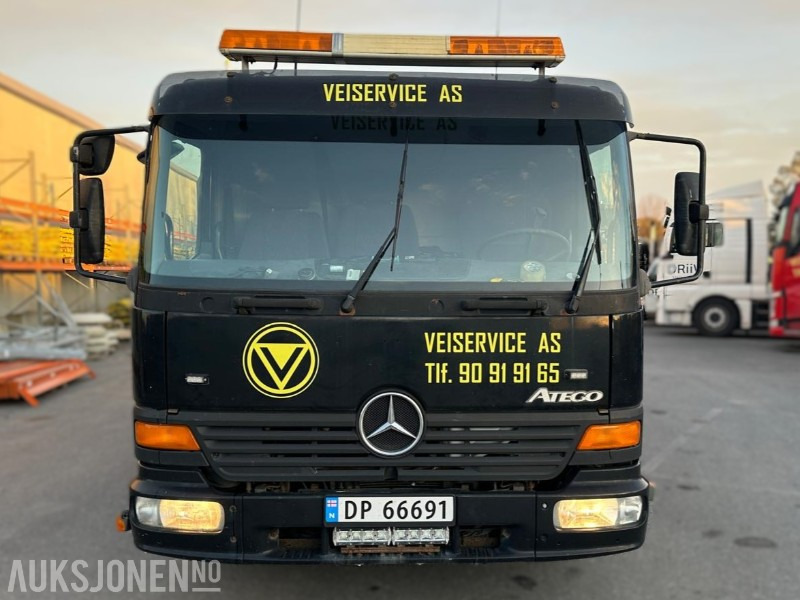 Mercedes-Benz Atego 818/42 – 2005-modell – 7,5 tonn planbil – Kjørbar, men EU utløpt - Camion platformă: Foto 2 Mercedes-Benz Atego 818/42 – 2005-modell – 7,5 tonn planbil – Kjørbar, men EU utløpt - Camion platformă: Foto 2