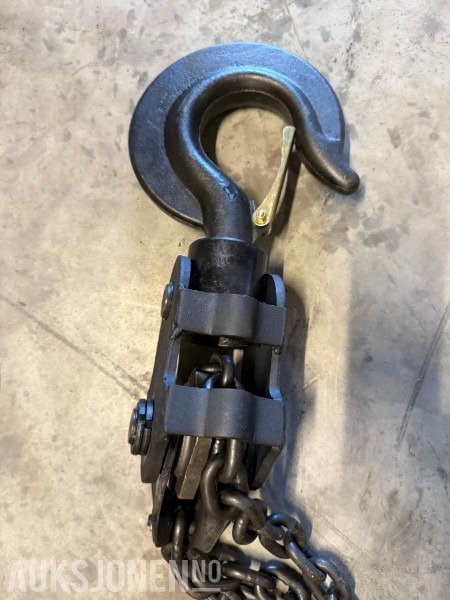 NY kjettingtalje 9000kg - god kvalitet! - Echipamente de constructii: Foto 2 NY kjettingtalje 9000kg - god kvalitet! - Echipamente de constructii: Foto 2