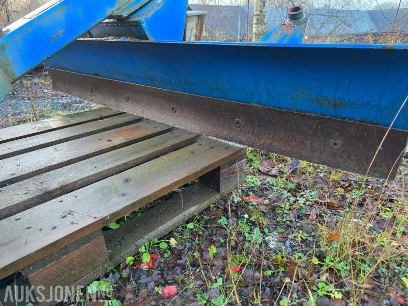 Lilleseth planeringsskjær / bakskjær til traktor - Utilaje agricole: Foto 3 Lilleseth planeringsskjær / bakskjær til traktor - Utilaje agricole: Foto 3