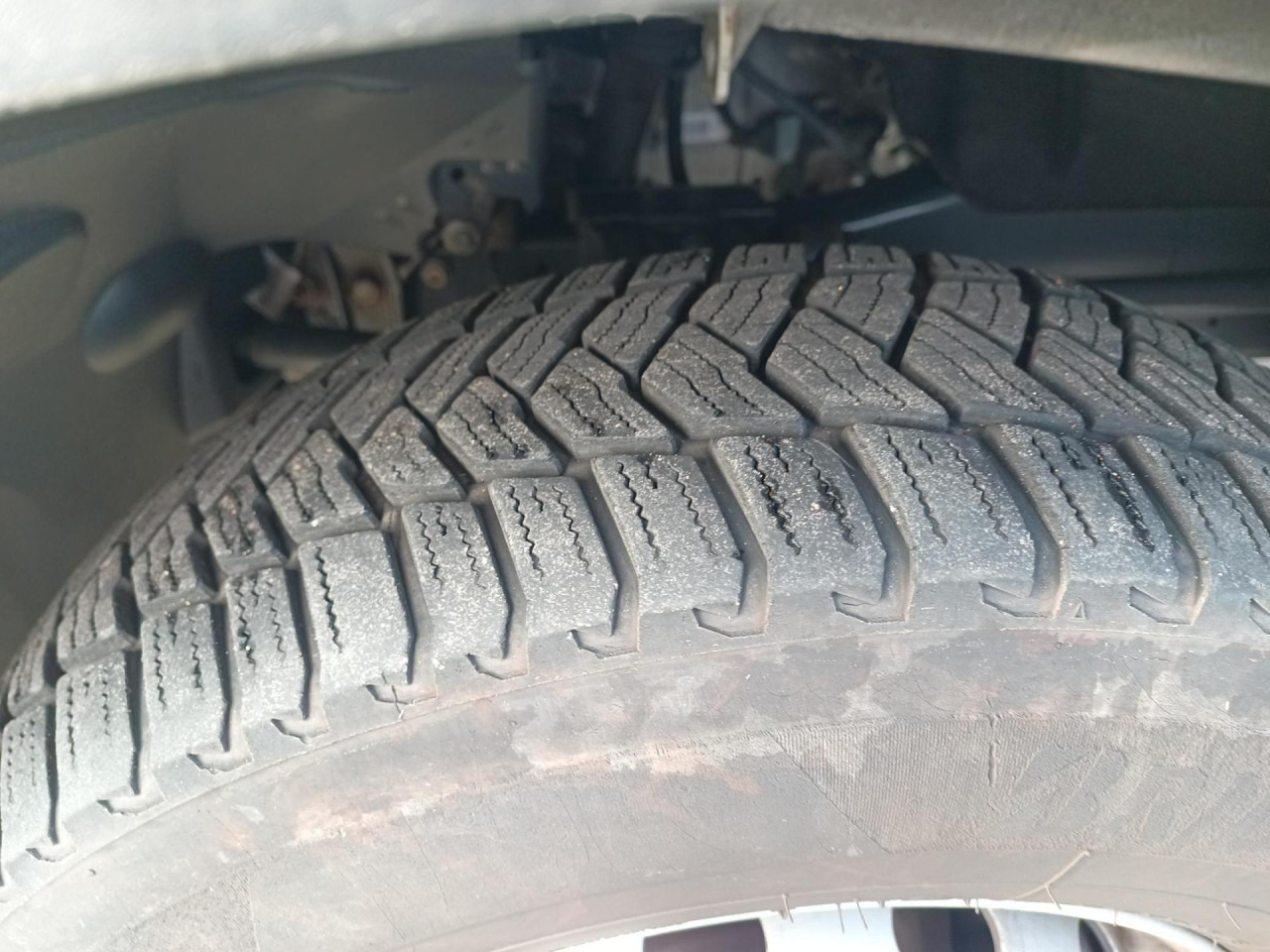 IVECO Daily 70C18A8 - Autoutilitară box: Foto 4 IVECO Daily 70C18A8 - Autoutilitară box: Foto 4