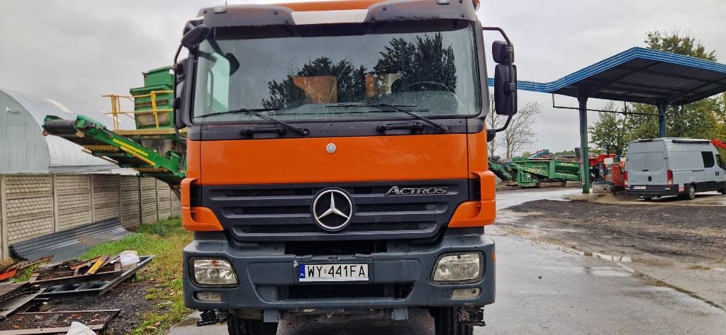 Mercedes-Benz Actros 4144 - Camion basculantă: Foto 1 Mercedes-Benz Actros 4144 - Camion basculantă: Foto 1